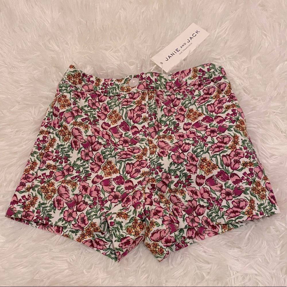 NWT Janie and Jack ditsy floral short size 12-18 months